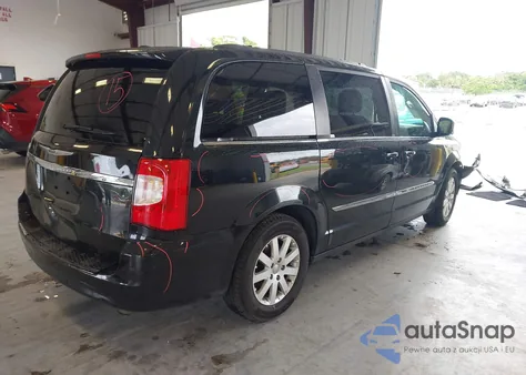 2013 Chrysler Town & Country Touring z USA, uszkodzony, nr VIN 2C4RC1BG7DR751641